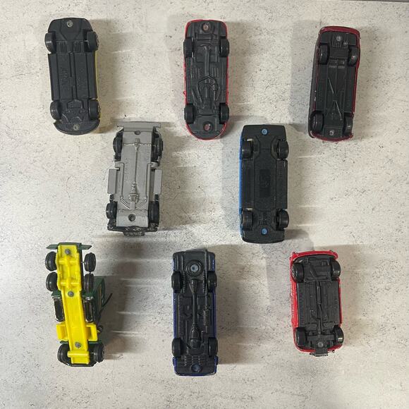 Assorted Motormax, Yatming and McToy Diecast Toy Vehicles - Lot of 8 - Used - Picture 3 of 11